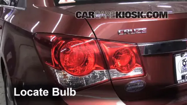 2013 Chevrolet Cruze LT 1.4L 4 Cyl. Turbo Luces Luz de reversa (reemplazar foco)